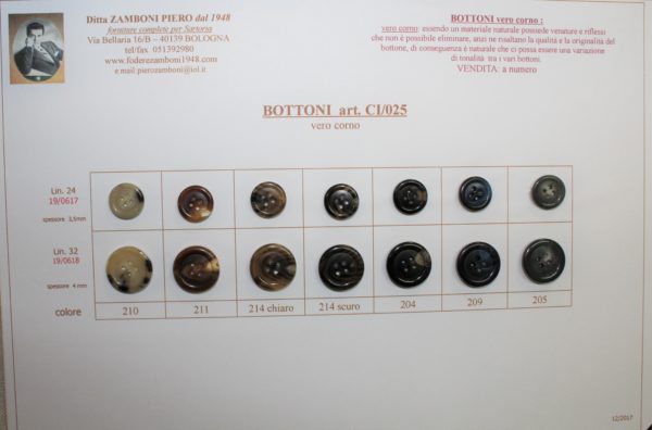 19/0617 art. CI/025 genuine horn buttons lin.24 (vendita a numero)