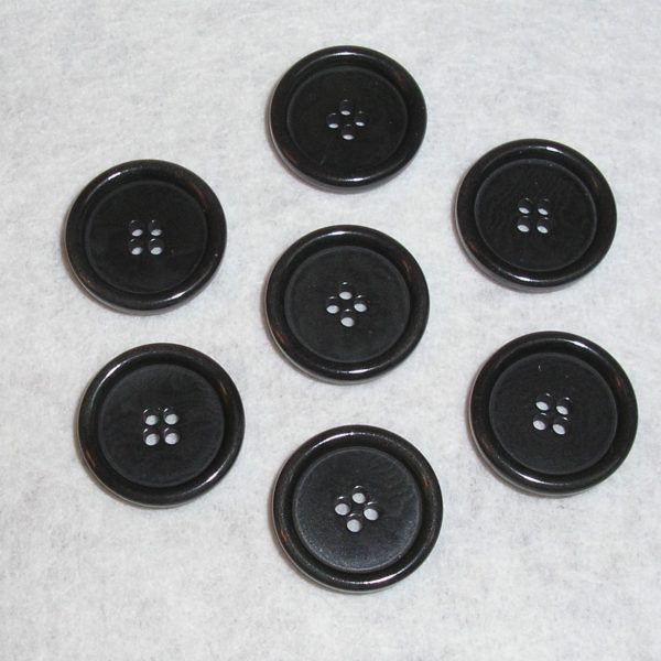 bottoni corozo, vegetable ivory buttons, tagua