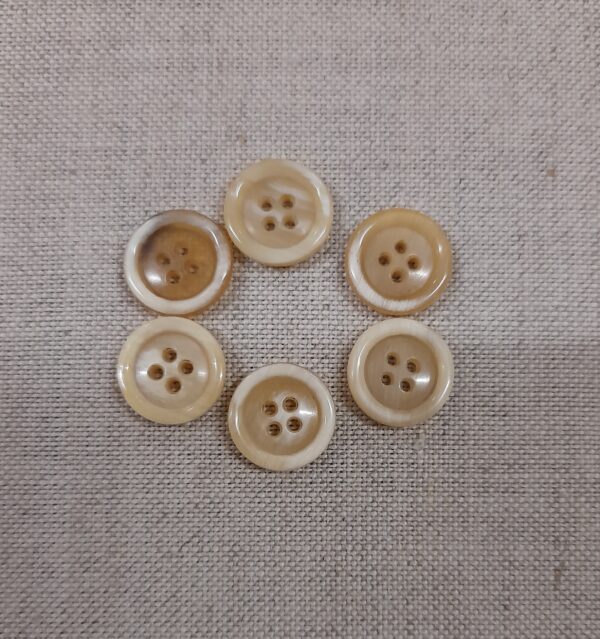 19/0882/B art.VC/1127 Genuine horn buffalo buttons lin.23 (vendita a numero)