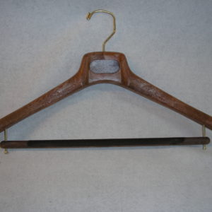 Clothes hanger