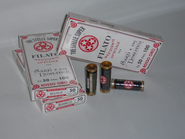 11/0776 1 Filo Tre Stelle art. 2/50  Filo puro cotone, cotton sewing thread