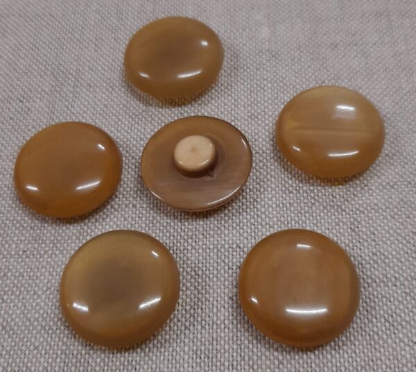 19/0616 Bottoni vero corno art. AZ/Bombè lin. 32 -genuine horn buttons