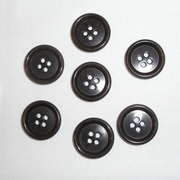 bottoni corozo, vegetable ivory buttons, tagua