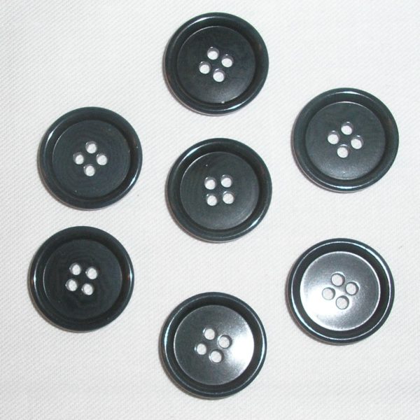 bottoni corozo, vegetable ivory buttons, tagua